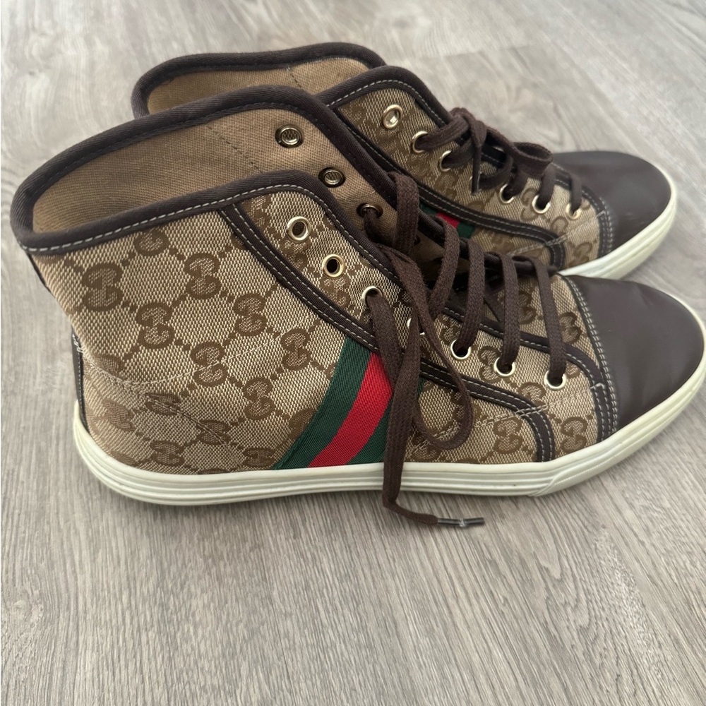 Gucci Cream and Red Sneakers